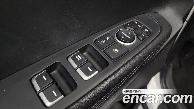 Kia Sorento 2015 thumb 11