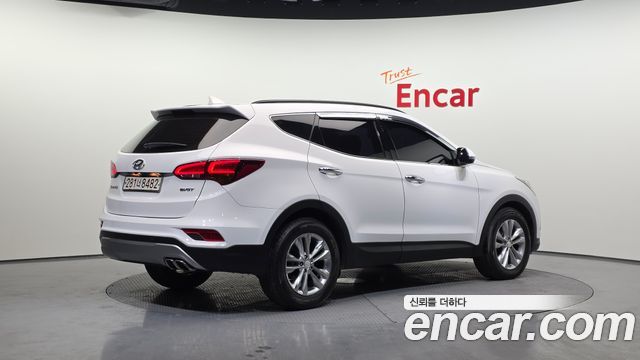 Hyundai Santa Fe 2016 thumb 3