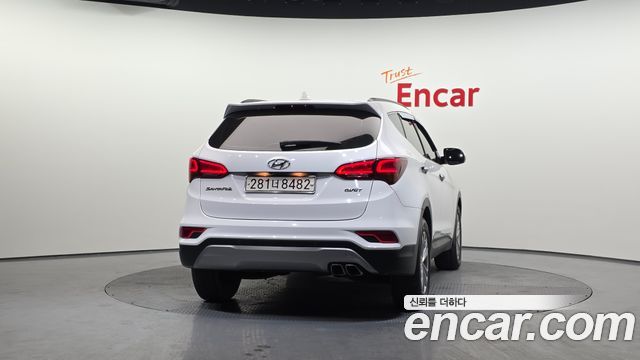 Hyundai Santa Fe 2016 thumb 4