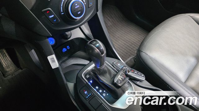 Hyundai Santa Fe 2016 thumb 9