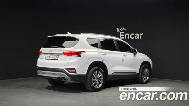 Hyundai Santa Fe 2019 thumb 3