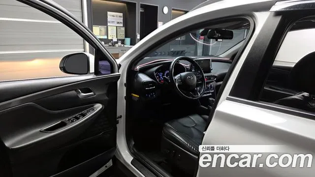 Hyundai Santa Fe 2019 thumb 10