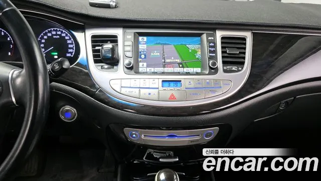 Hyundai Genesis 2012 thumb 12