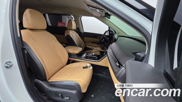 Kia Carnival 2021 thumb 10
