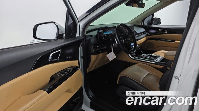 Kia Carnival 2021 thumb 11