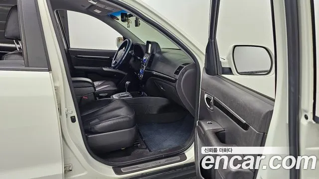 Hyundai Santa Fe 2012 thumb 10