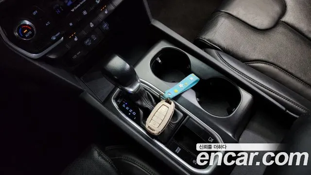 Hyundai Santa Fe 2020 thumb 9