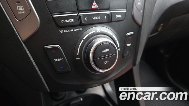 Hyundai Santa Fe 2013 thumb 11