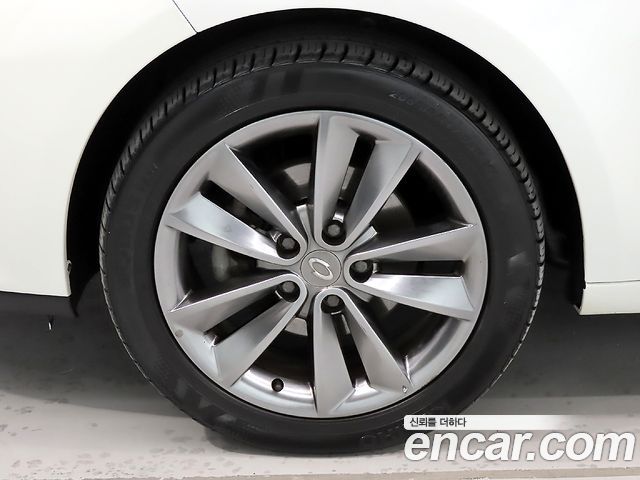 Renault Korea SM3 2011 thumb 5