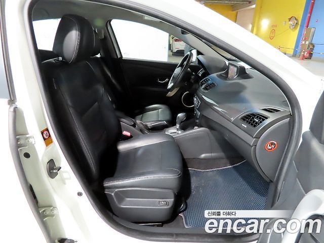Renault Korea SM3 2011 thumb 11