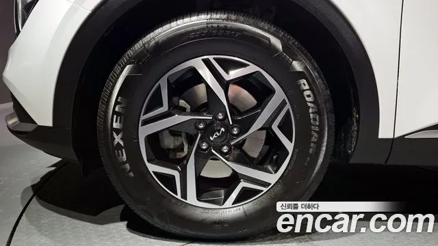 Kia Sportage 2021 thumb 2