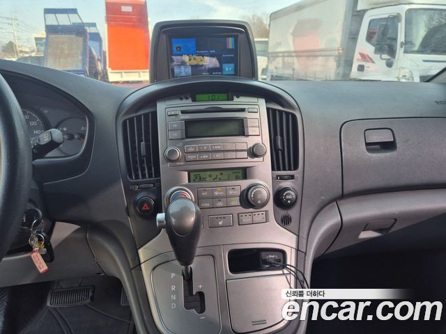 Hyundai Starex 2014 thumb 8