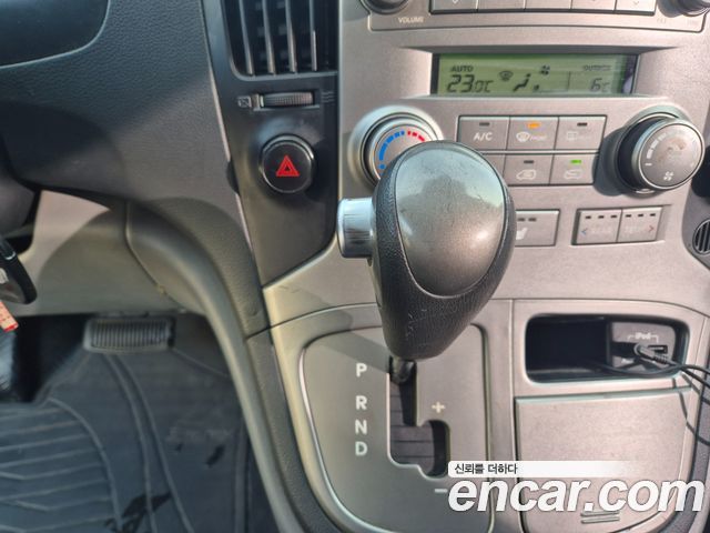 Hyundai Starex 2014 thumb 9