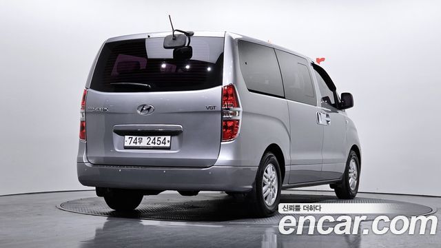 Hyundai Starex 2015 thumb 3