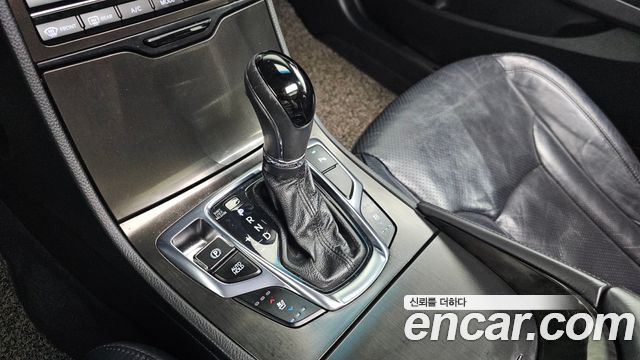 Hyundai Grandeur 2015 thumb 10