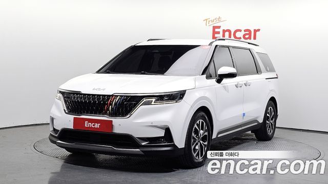 Kia Carnival 2022 thumb 2