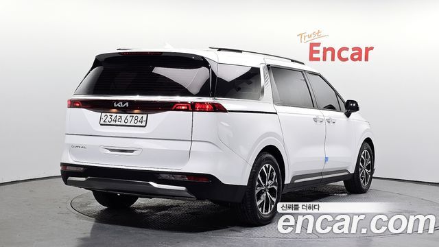 Kia Carnival 2022 thumb 3