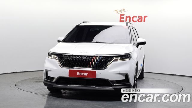 Kia Carnival 2022 thumb 4