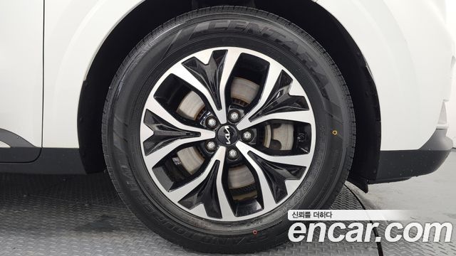 Kia Carnival 2022 thumb 6