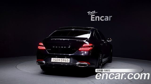 Genesis G70 2022 thumb 5