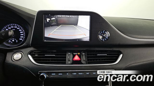 Hyundai Grandeur 2017 thumb 12