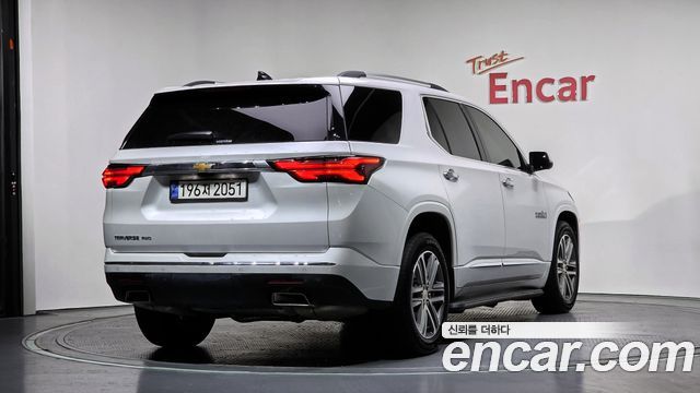 Chevrolet Traverse 2022 thumb 3