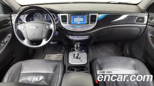 Hyundai Genesis 2013 thumb 8