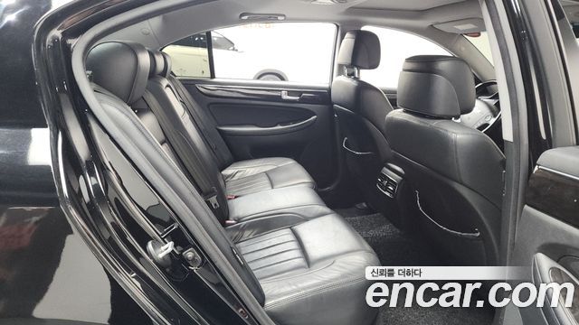 Hyundai Genesis 2013 thumb 12