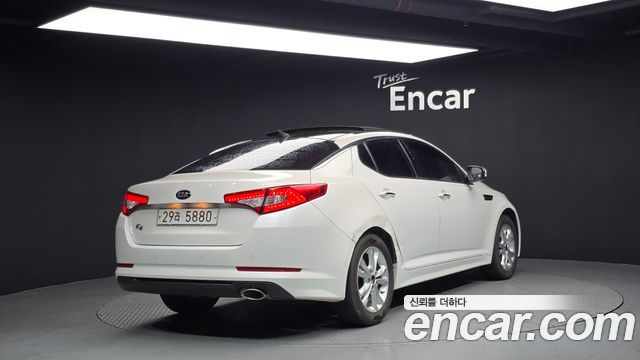 Kia K5 2013 thumb 3