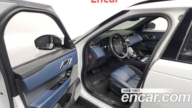 Land Rover Range Rover Velar 2019 thumb 11