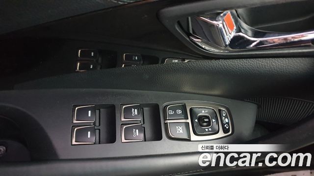 Hyundai Grandeur 2012 thumb 10