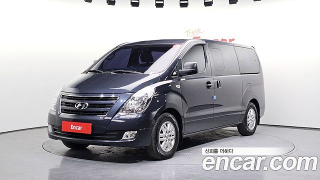 Hyundai Starex 2017 thumb 2
