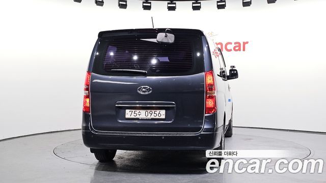 Hyundai Starex 2017 thumb 5