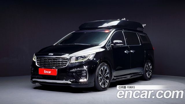 Kia Carnival 2018 thumb 2