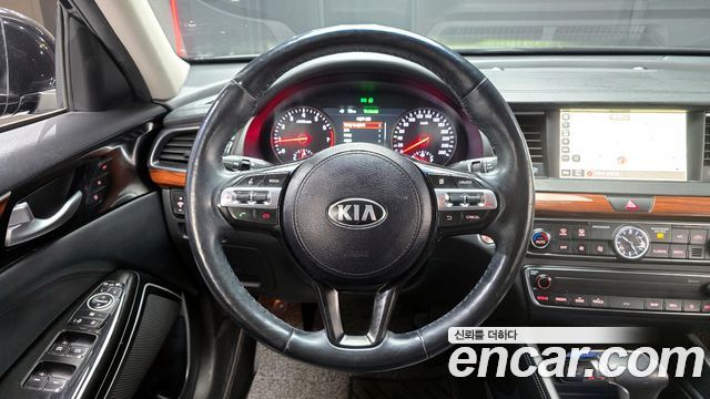 Kia K7 2017 thumb 12