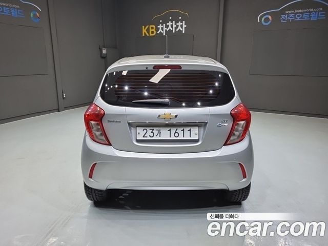 Chevrolet Spark 2016 thumb 4