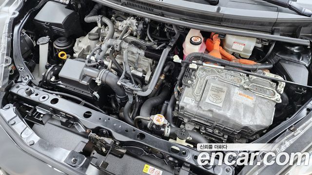 Toyota Prius 2020 thumb 6