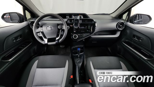 Toyota Prius 2020 thumb 7