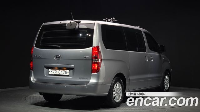Hyundai Starex 2017 thumb 3