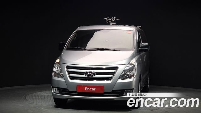 Hyundai Starex 2017 thumb 4