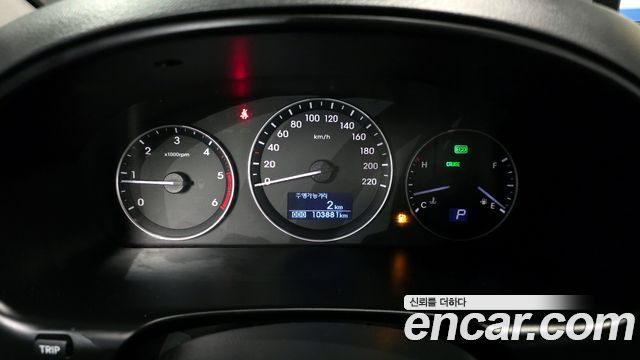 Hyundai Starex 2017 thumb 9