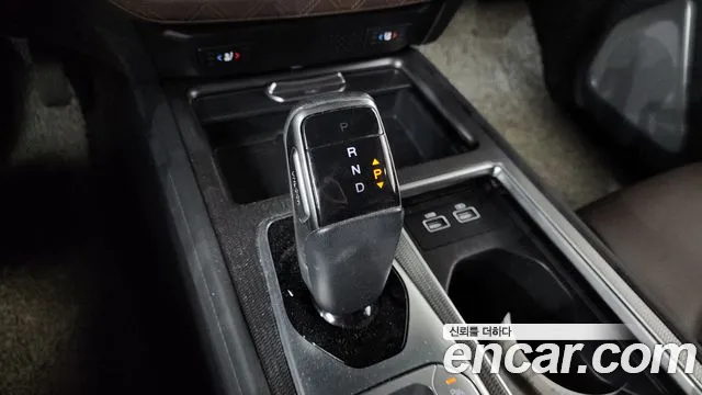 SsangYong Rexton 2022 thumb 10