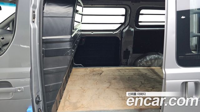 Hyundai Starex 2011 thumb 12