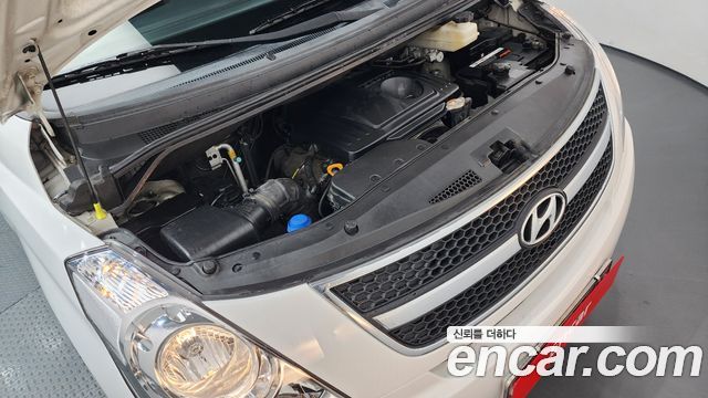 Hyundai Starex 2015 thumb 6