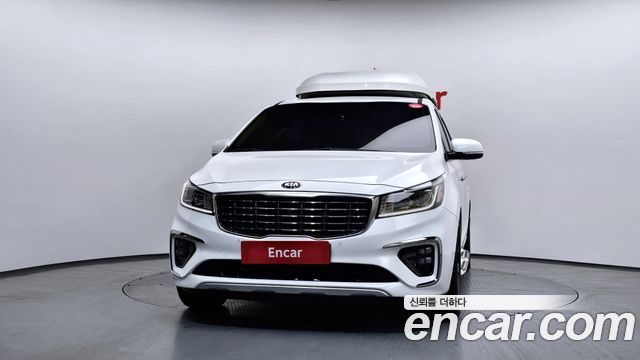Kia Carnival 2018 thumb 4