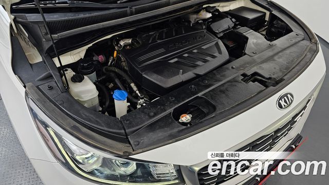 Kia Carnival 2018 thumb 7