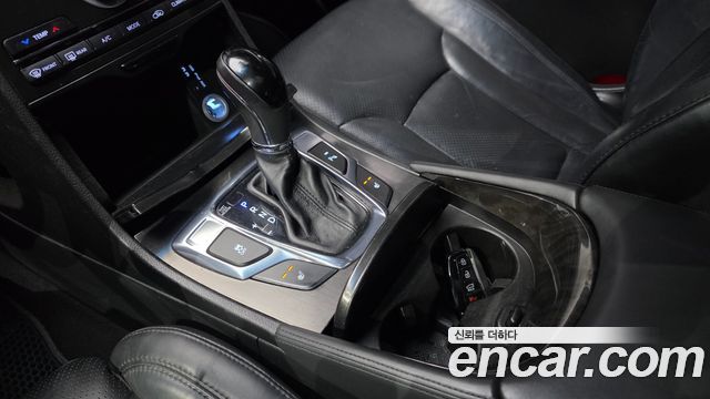 Hyundai Grandeur 2015 thumb 10