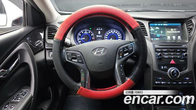 Hyundai Grandeur 2015 thumb 12
