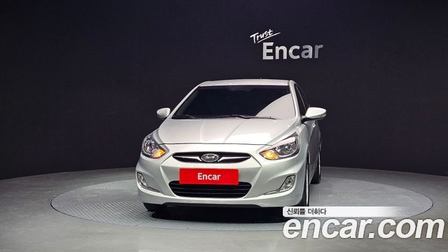 Hyundai Accent 2011 thumb 4
