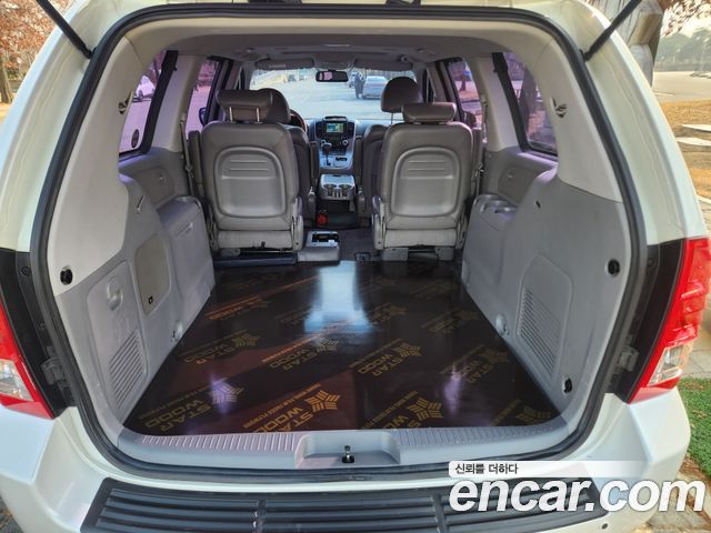 Kia Carnival 2014 thumb 5